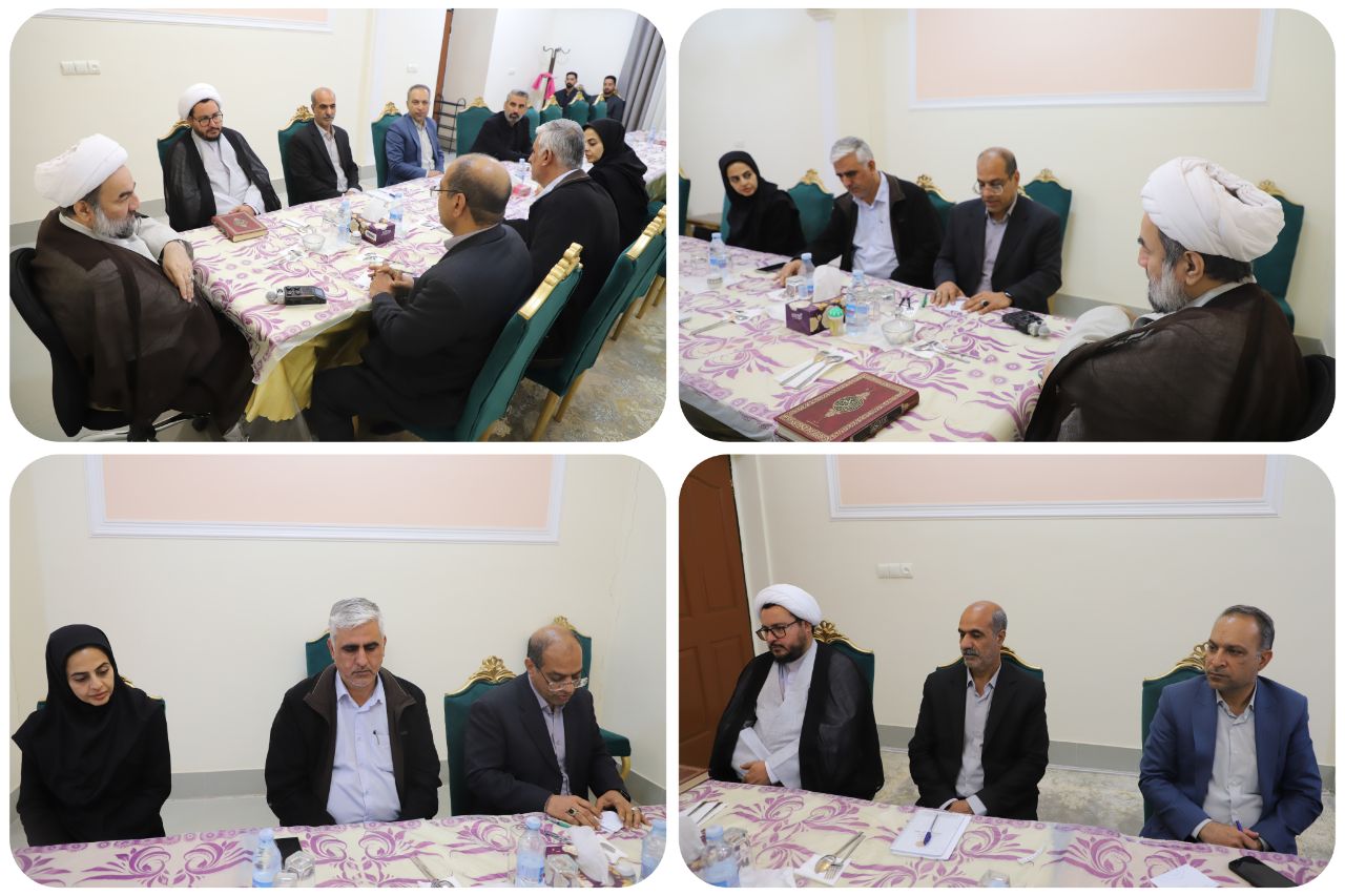 نماینده ولی‌فقیه در سیستان و بلوچستان در فرمانداران شهرستان‌های منطقه سیستان تبیین کرد:

سیستان با وجود مدیران بومی و تحصیل‌کرده، خروجی مطلوب ندارد/

نظام اسلامی در حق سیستان کوتاهی نکرده اما مشکلات همچنان پابرجاست/

بحران آب سیستان نتیجه ۲۰ سال غفلت از طرح‌های کارشناسی است/

طرح‌های نیم‌لوله و ۴۶ هزار هکتار به «آینه دق» مردم تبدیل شده‌اند/

فرمانداران امین و معتمد نظام هستند و باید طرح نو برای سیستان ارائه دهند/فرمانداران به گونه