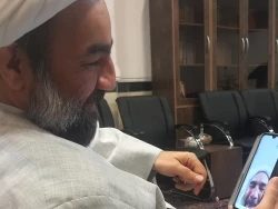 ارتباط تصویری آیت الله محامی با چند نفر از علما و فعالین فرهنگی استان