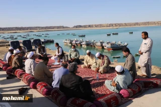 بازدید نماینده مقام معظم رهبری در سیستان‌وبلوچستان از اسکله صیادی پَسابَندر