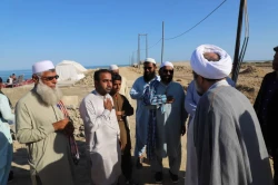 گزارش تصویری بازدید نماینده مقام معظم رهبری در سیستان‌وبلوچستان از اسکله صیادی پَسابَندر 2