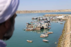 گزارش تصویری بازدید نماینده مقام معظم رهبری در سیستان‌وبلوچستان از اسکله صیادی پَسابَندر 10