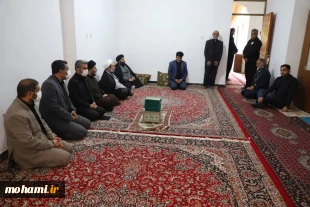 گزارش تصویری حضور آیت‌الله محامی نماینده ولی‌فقیه در سیستان‌وبلوچستان در منزل شهید پاسدار محمود آبسالان و ادای احترام به خانواده گرانقدر این شهید 6