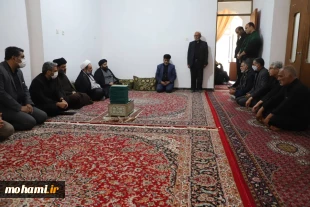 گزارش تصویری حضور آیت‌الله محامی نماینده ولی‌فقیه در سیستان‌وبلوچستان در منزل شهید پاسدار محمود آبسالان و ادای احترام به خانواده گرانقدر این شهید 7