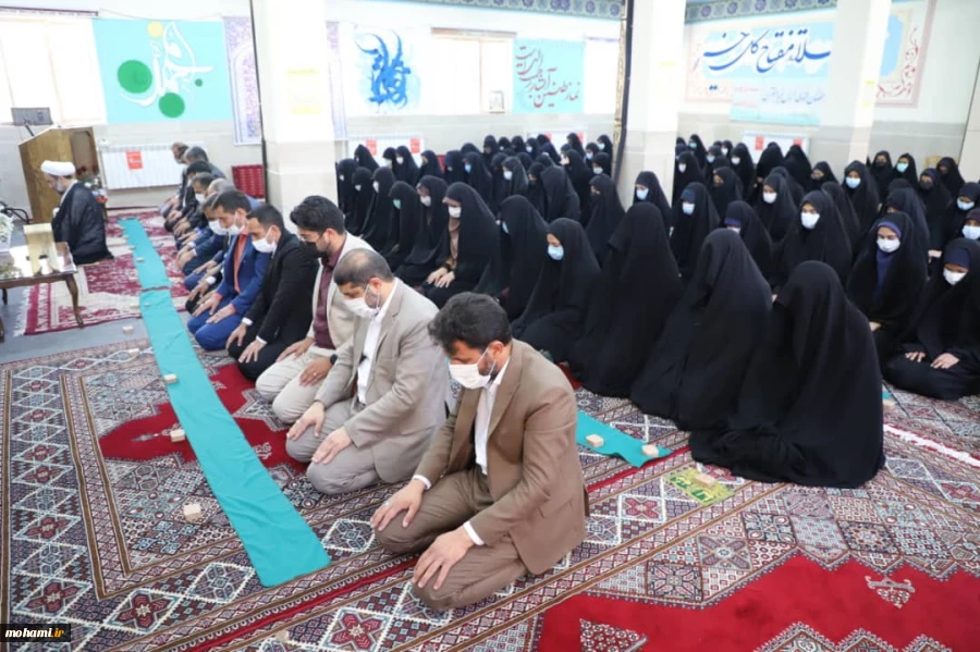 گزارش تصویری دیدار صمیمی آیت‌الله محامی نماینده ولی‌فقیه در سیستان‌وبلوچستان با جمعی از دانش آموزان مدرسه معارف زاهدان 9