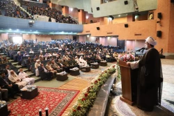 نماینده ولی‌فقیه در سیستان و بلوچستان تبیین کرد:
تحکیم وحدت در جامعه با التزام به عقلانیت، اعتدال، انصاف و اخلاق 2