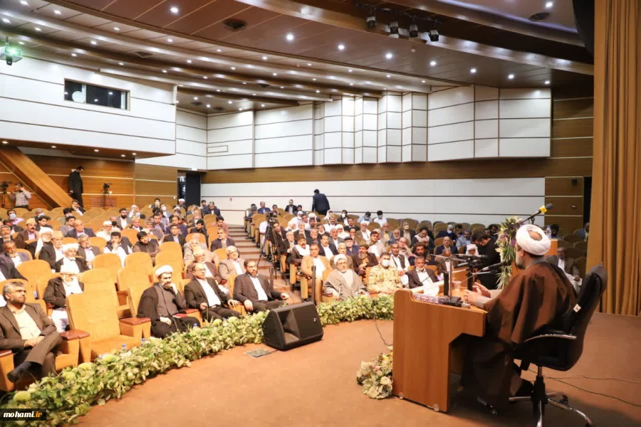 گزارش تصویری گردهمایی سران طوایف، ریش سفیدان و معتمدین استان با نماینده مقام معظم رهبری در سیستان و بلوچستان 8