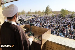 آیت‌الله محامی در خطبه‌های عید سعید فطر زاهدان مطرح نمود: پای کار آمدن مردم عامل بهبود وضعیت اقتصادی و فرهنگی