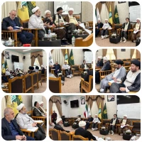 همزمان با سفر به مشهد مقدس صورت گرفت: حضور آیت‌الله محامی در مدرسه عالی فقاهت عالم آل محمد(ع)  2