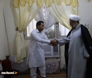 گزارش تصویری حضور آیت‌الله محامی در منزل خانواده اولین شهید «جنگ رمضان» در کنارک 2