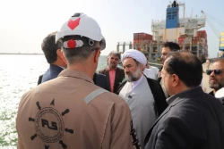 گزارش تصویری بازدید آیت‌الله محامی نماینده ولی‌فقیه در سیستان و بلوچستان از اسکله شهید بهشتی چابهار
 2