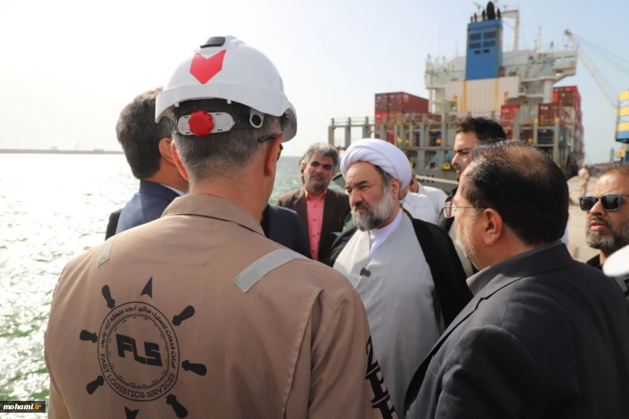 گزارش تصویری بازدید آیت‌الله محامی نماینده ولی‌فقیه در سیستان و بلوچستان از اسکله شهید بهشتی چابهار
 2