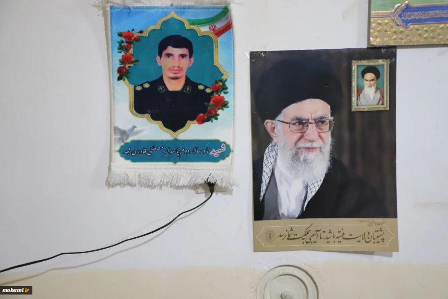 گزارش تصویری
دیدار آیت‌الله محامی با خانواده شهید مصطفی قادری در شهر علی‌اکبر  2